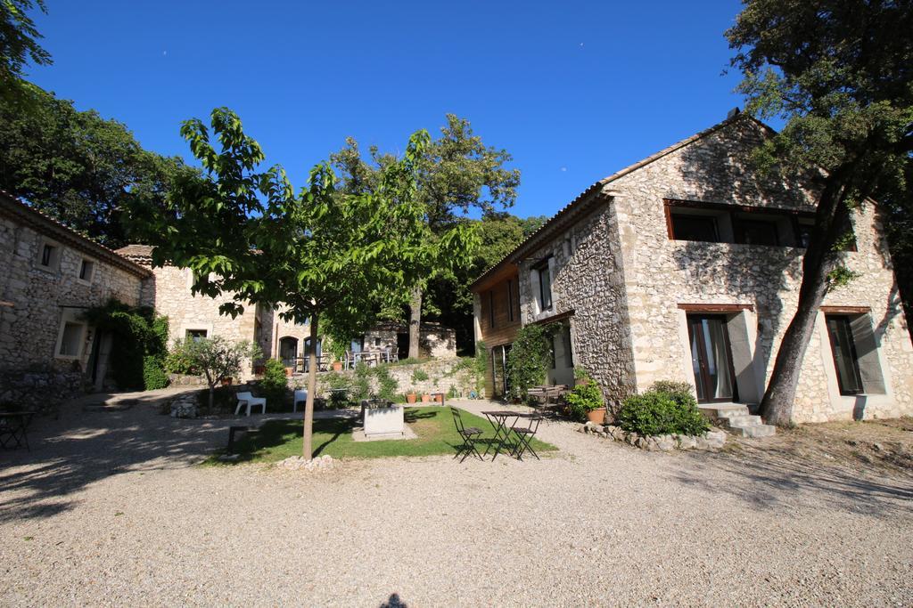 Bed and Breakfast Les Esplanes Ла-Гард-Адэмар Экстерьер фото