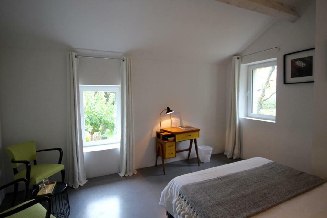 Bed and Breakfast Les Esplanes Ла-Гард-Адэмар Экстерьер фото